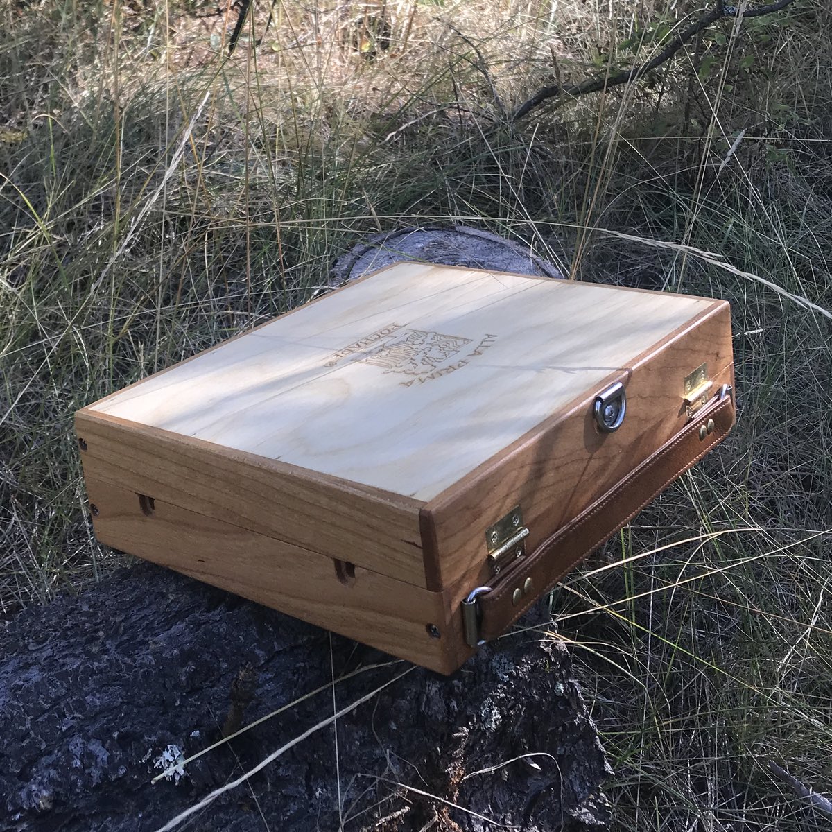 8 x 10 Blackfoot Lite Pochade Box